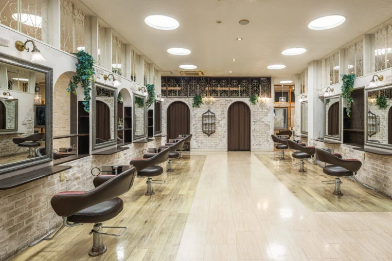 成田公津の杜店