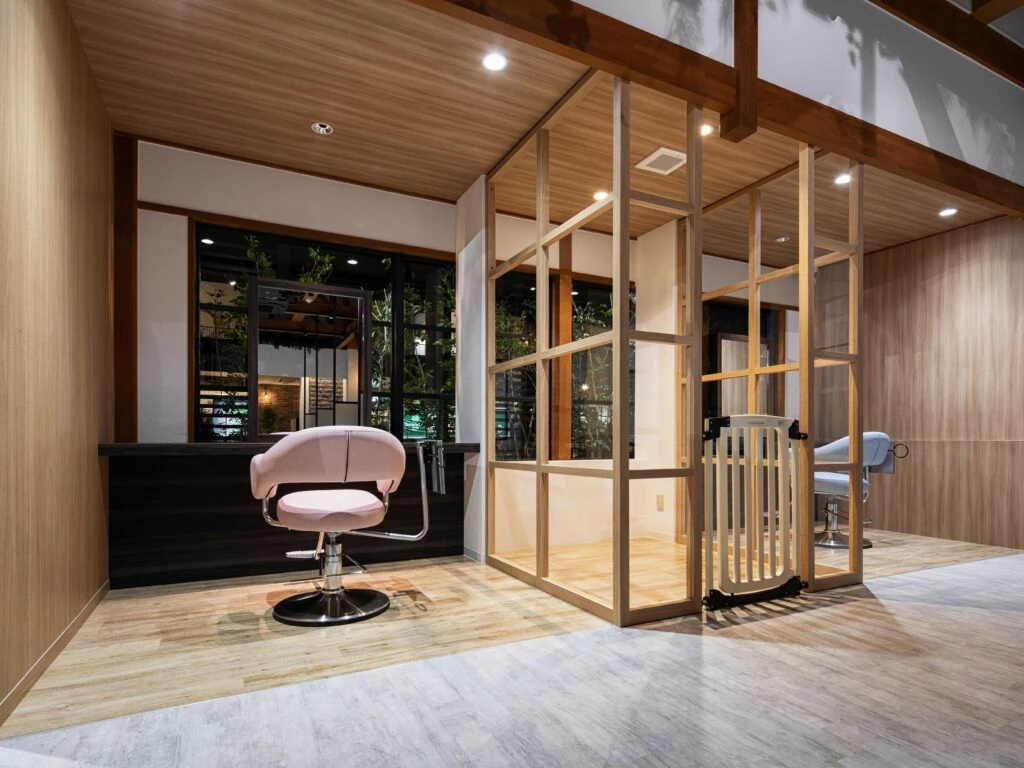 家族で通える安心サロン♪｜キッズスペース有