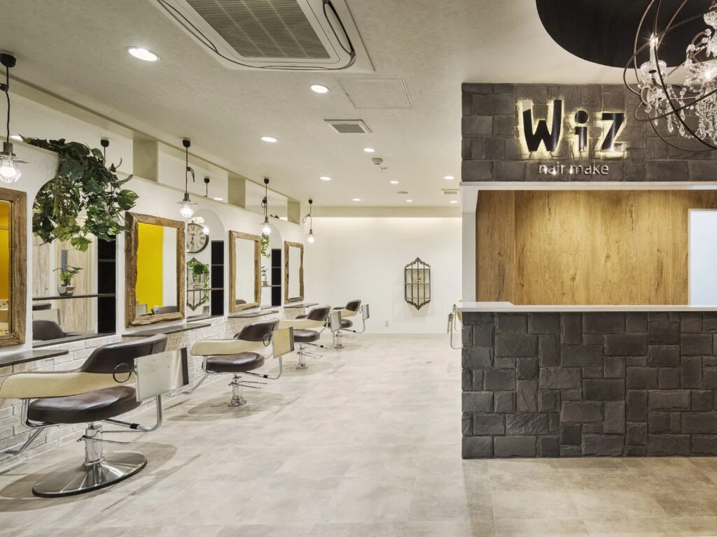 洗練された癒し空間｜無料駐車場20台以上完備