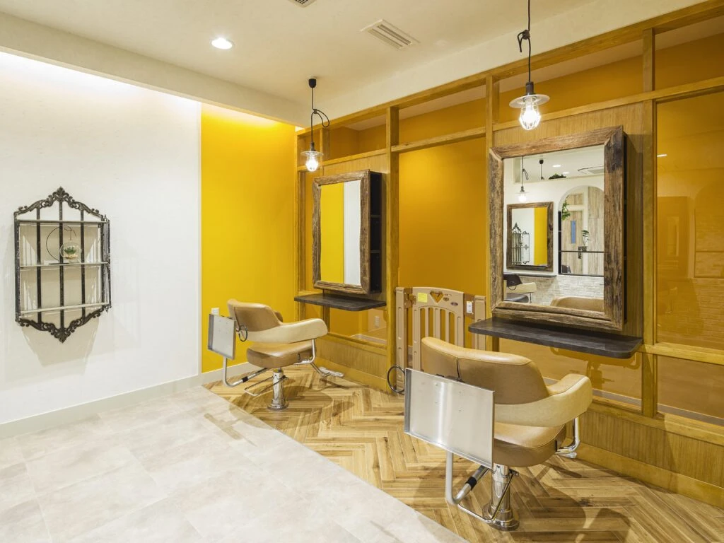 家族で通える安心サロン♪｜キッズスペース有