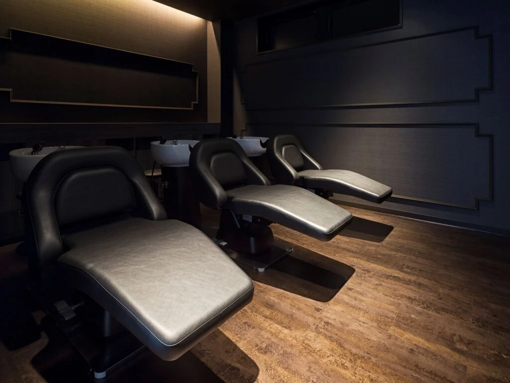 癒しのシャンプーブースで夢心地の極上タイム