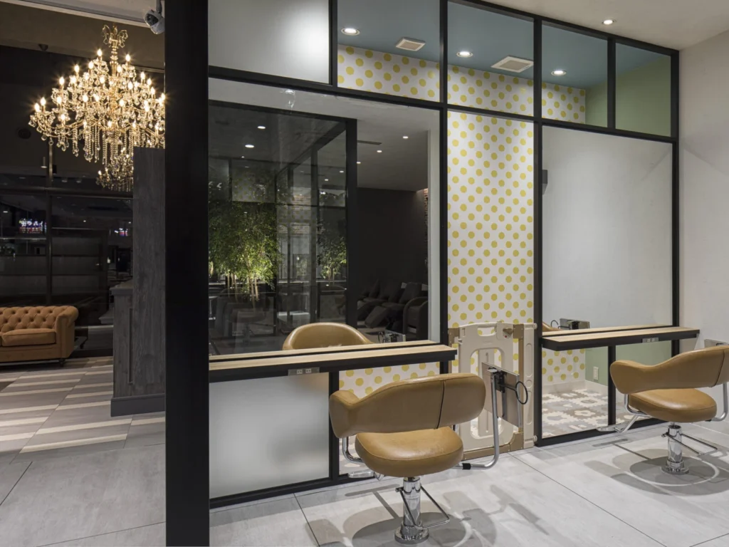 家族で通える安心サロン♪｜キッズスペース有