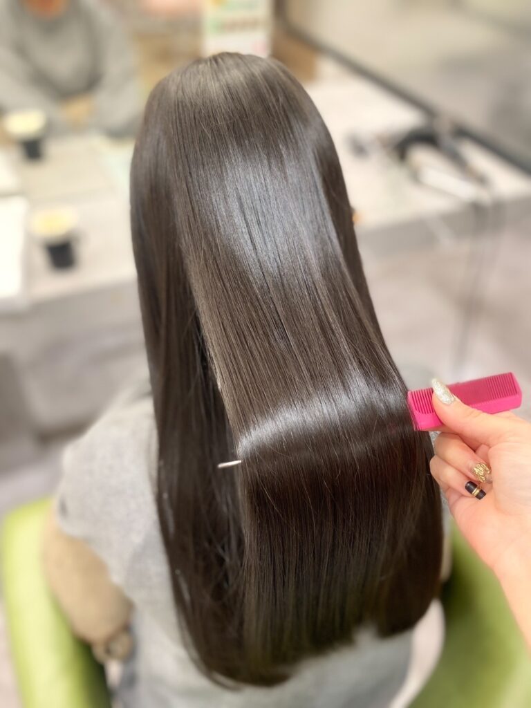 輝くツヤ!楽にまとまる!Wiz式髪質改善エステとは?