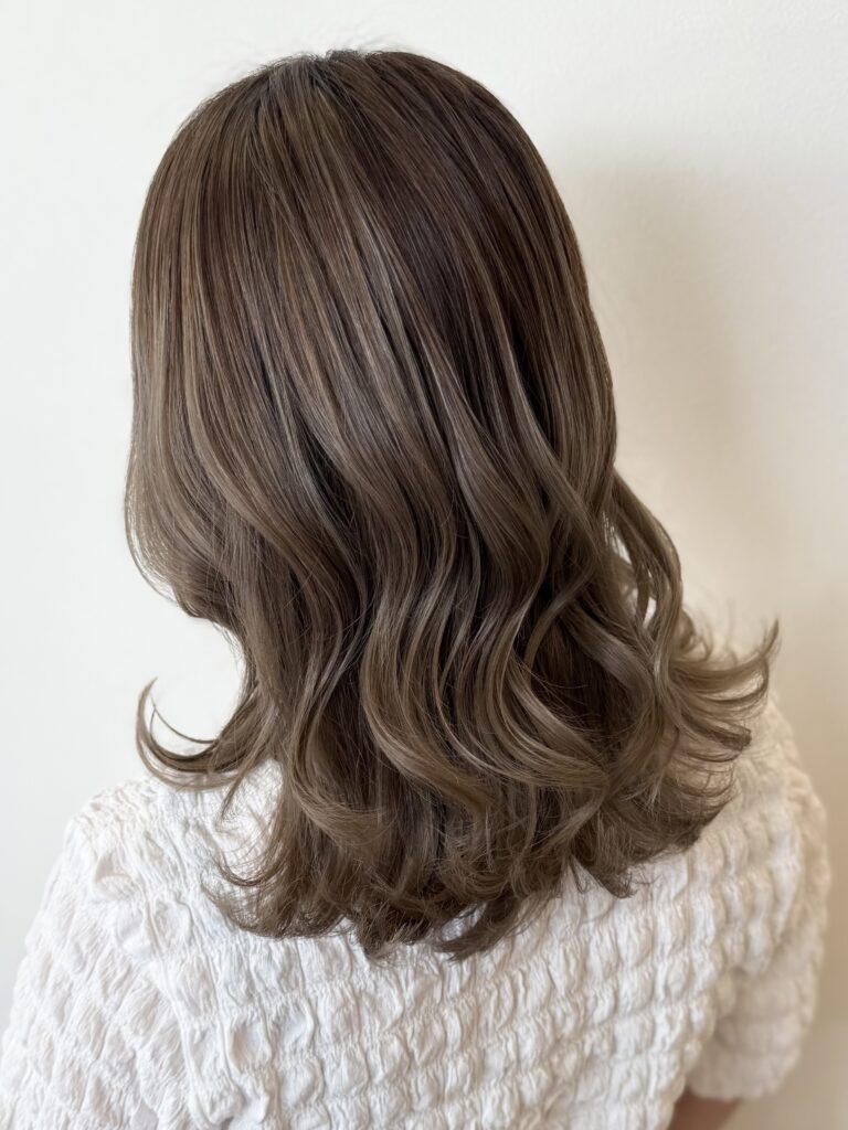 2025年版 透明感ベージュカラー完全ガイド!最旬の髪色&選び方まとめ シアーベージュ