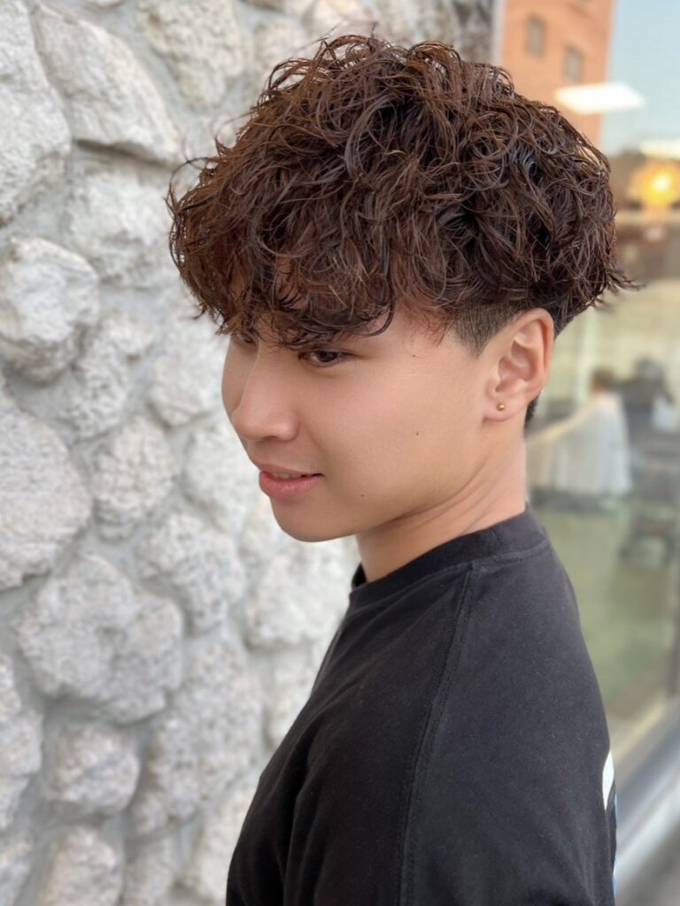 千葉県のWiz美容師る メンズ必見！スペインカールの魅力と最新トレンドまとめ