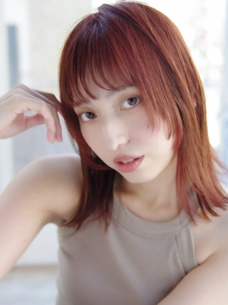 大人可愛い代表！【ミディアムレイヤー】くびれ・ウルフ・ボブ・韓国風・40代～60代に似合うスタイルまで徹底解説！