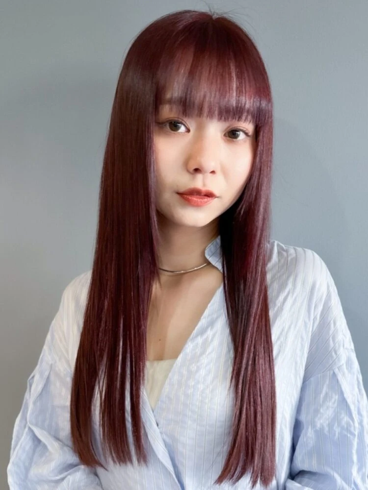 【2025年最旬秋カラー】芸能人も注目のブラウンカラーが本命！バリエーションを徹底解説｜ボルドーブラウン