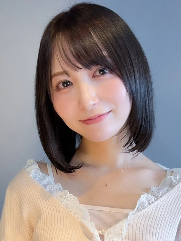 大人可愛い代表！【ミディアムレイヤー】くびれ・ウルフ・ボブ・韓国風・40代～60代に似合うスタイルまで徹底解説！