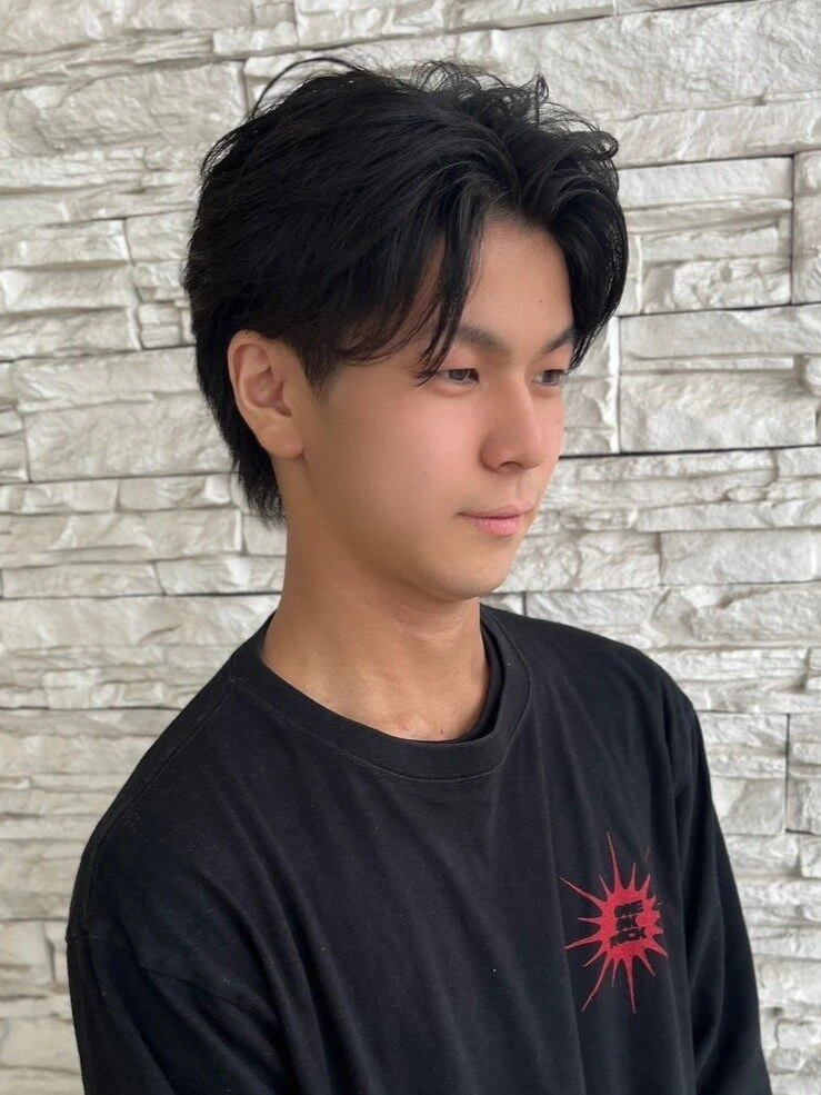 大人気！フェザーショート完全ガイド｜短め・長め・センターパート…魅力を徹底解説