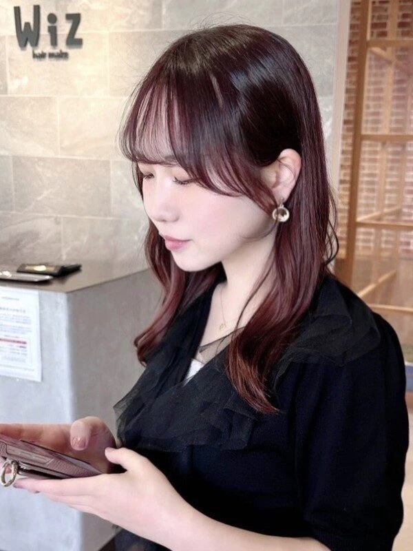 大人可愛い代表！【ミディアムレイヤー】くびれ・ウルフ・ボブ・韓国風・40代～60代に似合うスタイルまで徹底解説！