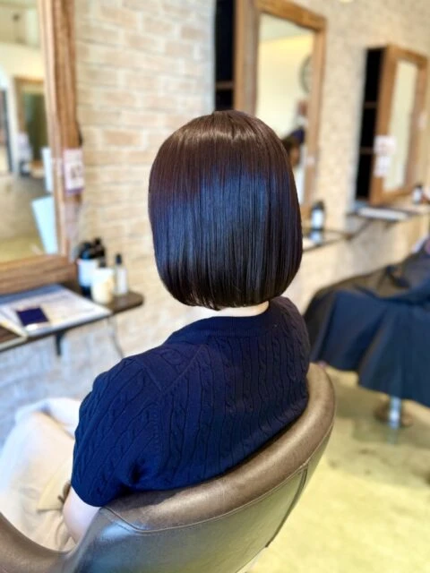 王道内巻きボブ×タンバルモリ！艶バイオレットカラーで上品に！