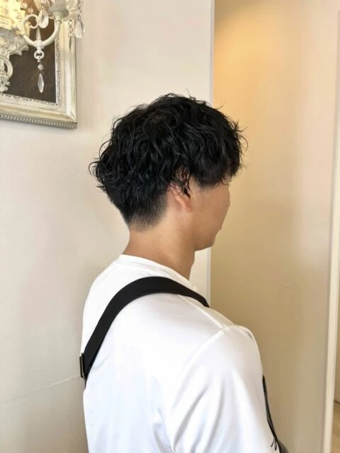 スパイラルパーマで叶う！動きと持ちが抜群のメンズパーマ