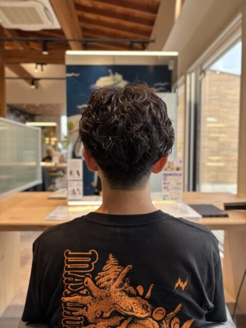 動きあるスパイラルパーマ