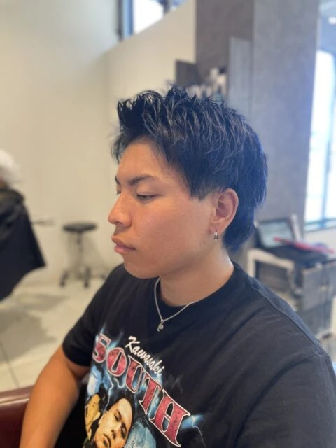 ハイライト*メッシュ短髪で立体感◎黒髪と青のコントラスト