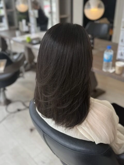 チョコレートブラウンで叶う暗髪カラー◎大人女性に似合う上品カラー