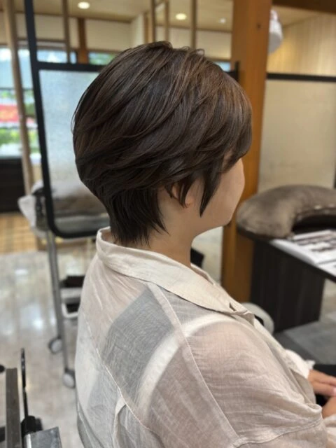 透明感カラー×くびれショート