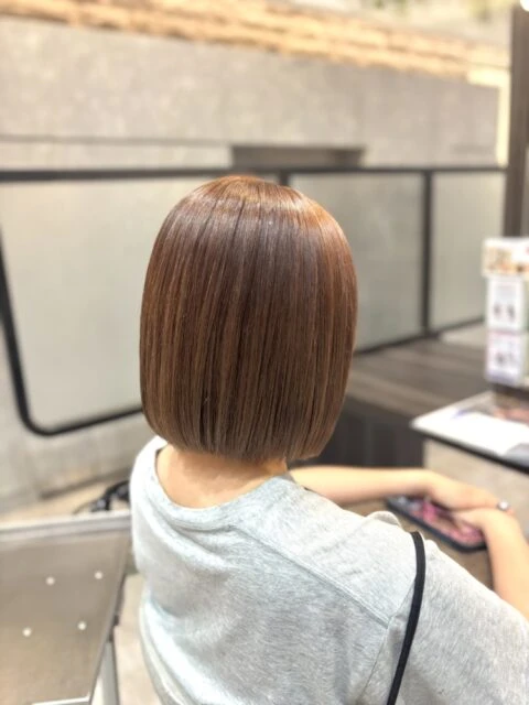 ブリーチなしでも明るい！均一発色のブラウンベージュダブルカラー