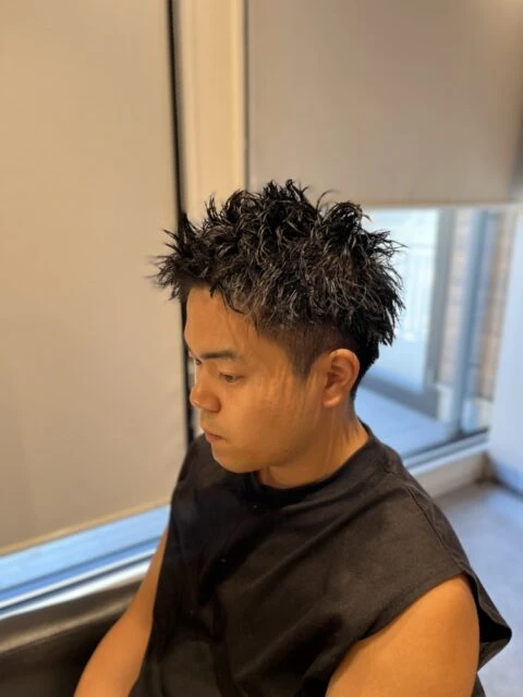 スパイキーショート×ピンパーマ！無造作な束感で男らしさUP