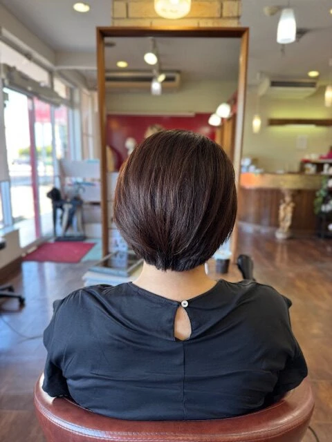 緩め前下がりボブで多毛カバー◎ドライだけでまとまる時短ヘア!