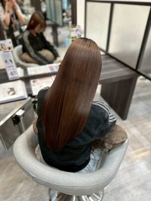 髪質改善エステで艶髪に◎