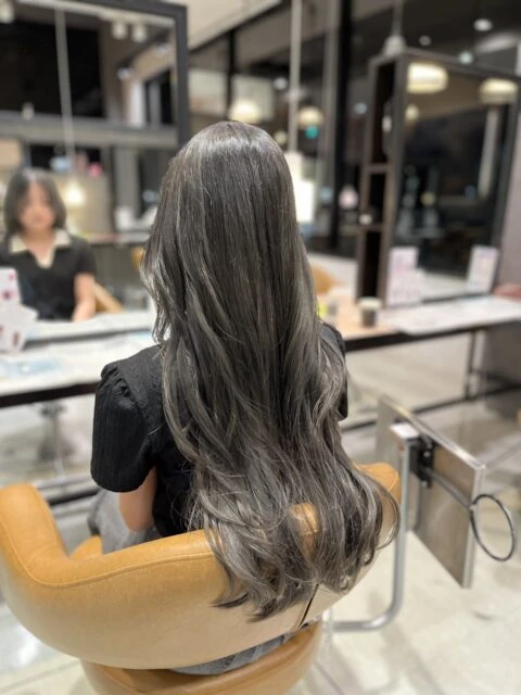 グレージュカラー×ブリーチあり透明感カラー◎派手すぎない柔らか透明感!