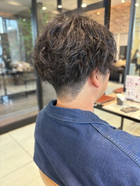 サーフカールで雰囲気を変える！大人っぽくて簡単セットが魅力