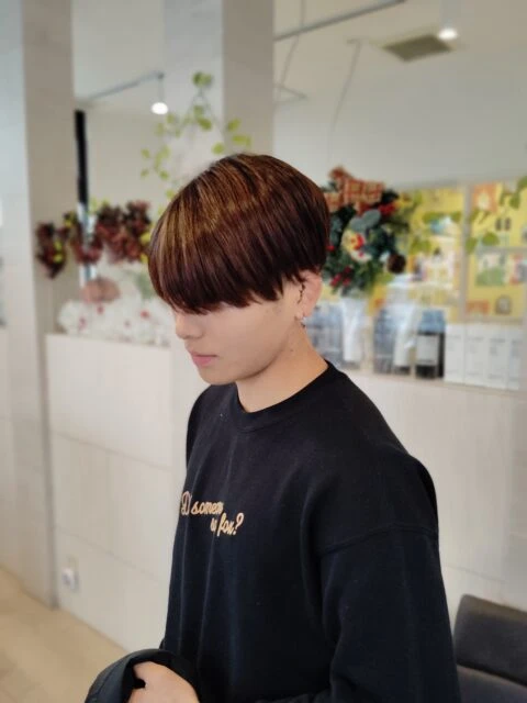 .	海外風ツーブロック×フェードカットで作る大人メンズスタイルの清潔感ヘア