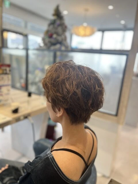 バッサリショートパーマ×ゆるふわパーマで叶える大人ショート