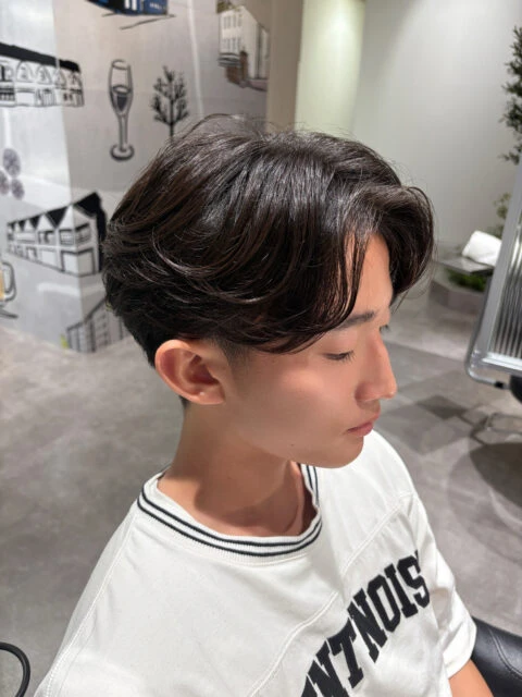 センターパート×ニュアンスパーマ