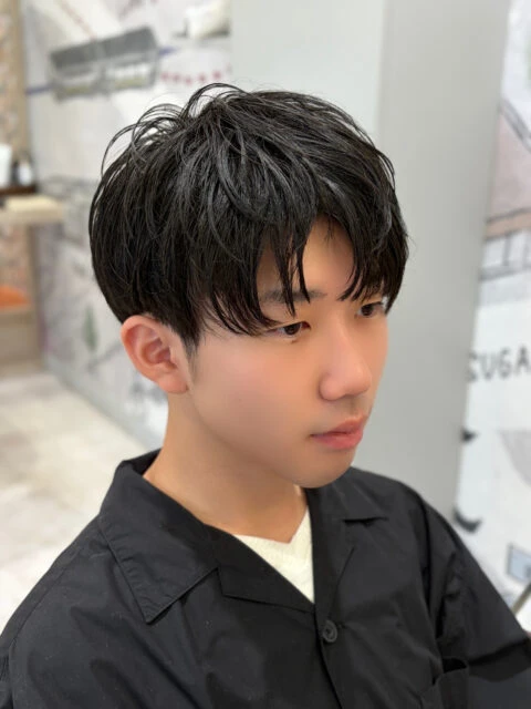 コンマバングで印象チェンジ！下ろしも流しも楽しめる万能前髪