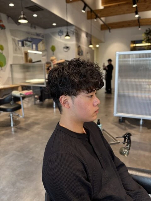 シャドウパーマで簡単スタイリング！ナチュラルで垢抜ける