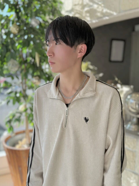 ラウンドマッシュで前髪自在◎上げても下ろしてもキマる人気スタイル