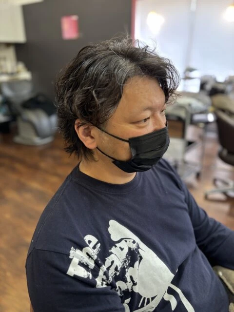 爽やかツイストスパイラルで好印象に◎扱いやすいメンズパーマ