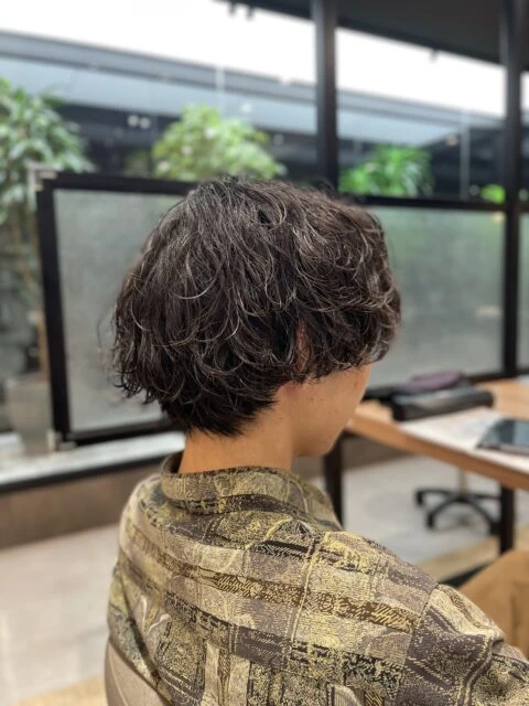 シャドウパーマ