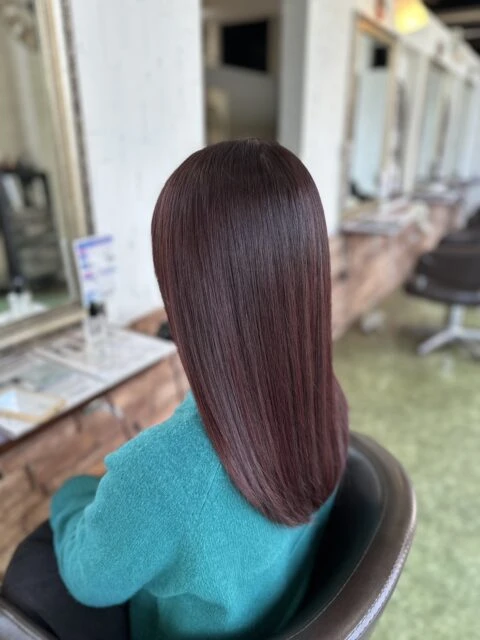 イルミナカラーブロッサムで透明感UP！さらさらストレートセミロング