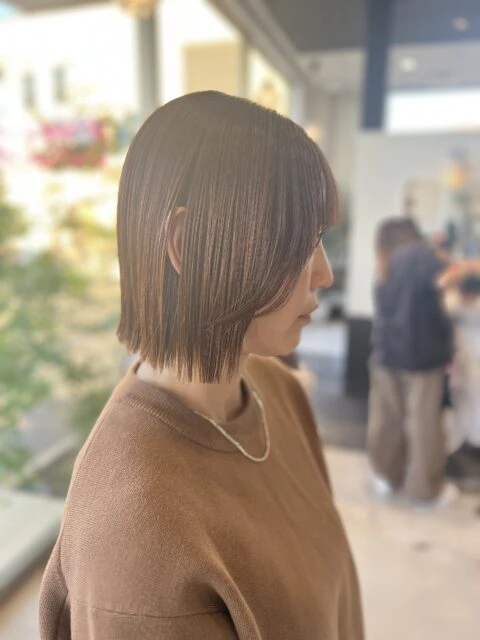 切りっぱなしボブで叶う！ぱつっと感×まとまりやすい大人ヘア