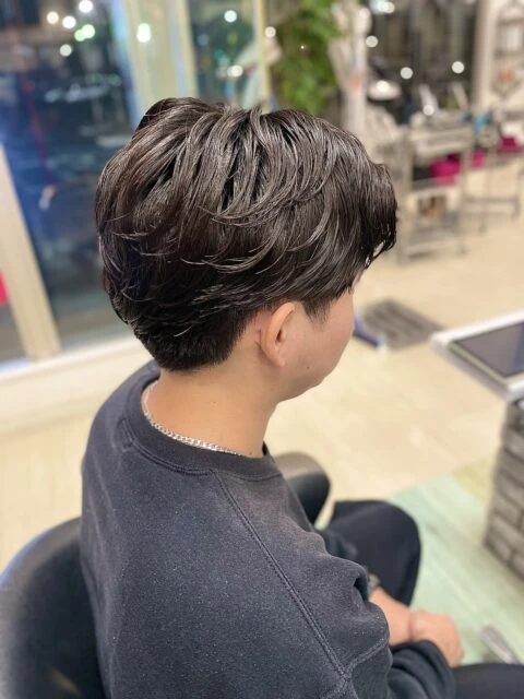 ニュアンスパーマで毛流れをプラス◎自然に動く大人パーマ