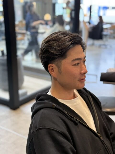 フェードスタイル ハンサムショートでメリハリと流れをつけセットも簡単！