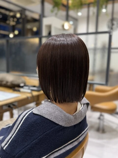 タッセルボブ×透明感カラーで叶える大人の垢抜けスタイル