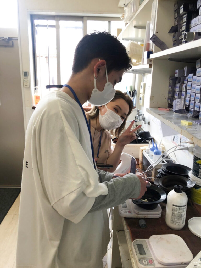 美容室Wizインターンシップ カラー体験