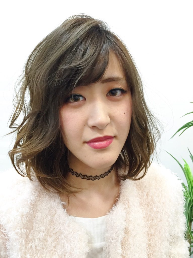 ストレートアイロンでウェーブスタイル 美容室wiz 美容院 ヘアサロン