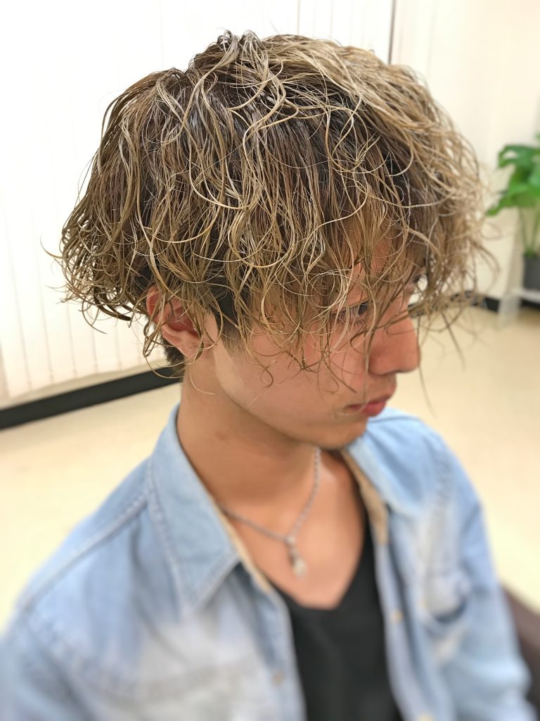 誰でも簡単に メンズパーマ スタイリング 美容室wiz 美容院 ヘアサロン