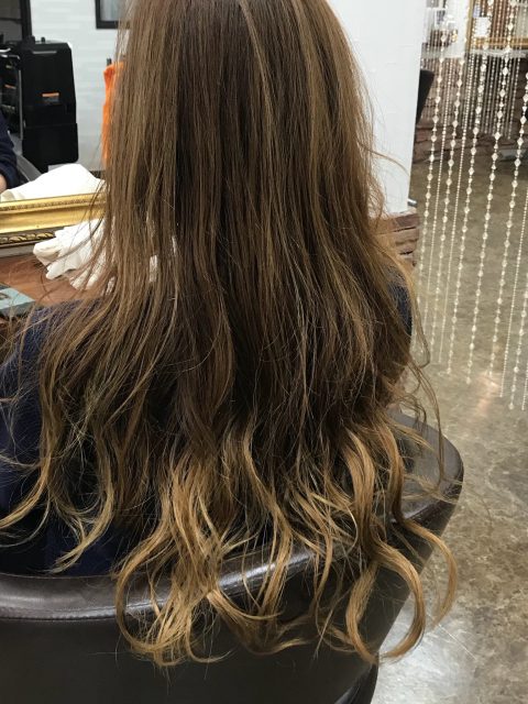 ロングからロブへスタイルチェンジ 美容室wiz 美容院 ヘアサロン ロングからロブへスタイルチェンジ 美容室wiz 美容院 ヘアサロン