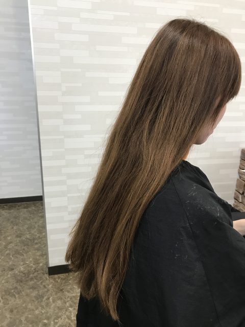 ロングから10センチ位カットしてセミロングに 美容室wiz 美容院 ヘアサロン