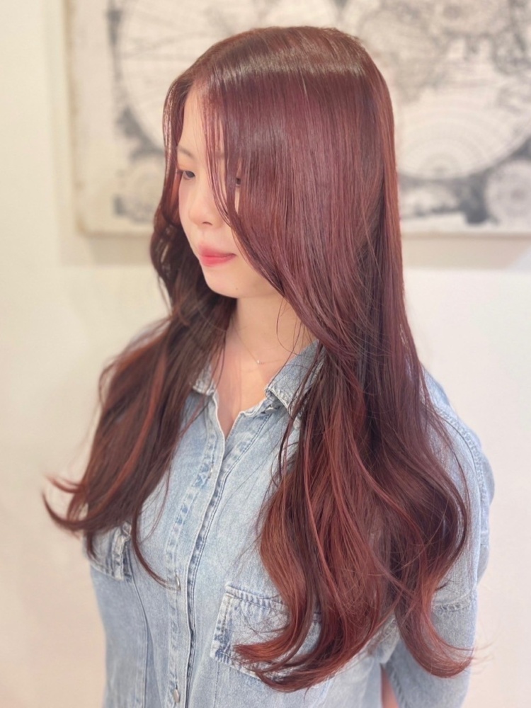 【2025年夏ヘアカラー】透明感×柔らかさが鍵！最新トレンド完全ガイド ピンクブラウン