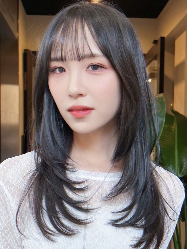 大人可愛い代表！【ミディアムレイヤー】くびれ・ウルフ・ボブ・韓国風・40代～60代に似合うスタイルまで徹底解説！